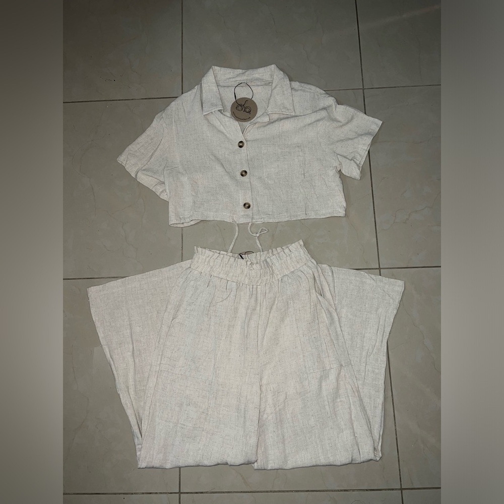 VICI Collection Cream set with wide leg pants in M!